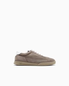 Emporio Armani EW002694_AF27532_M6476 Sneakers stringate in camoscio con suola in gomma beige